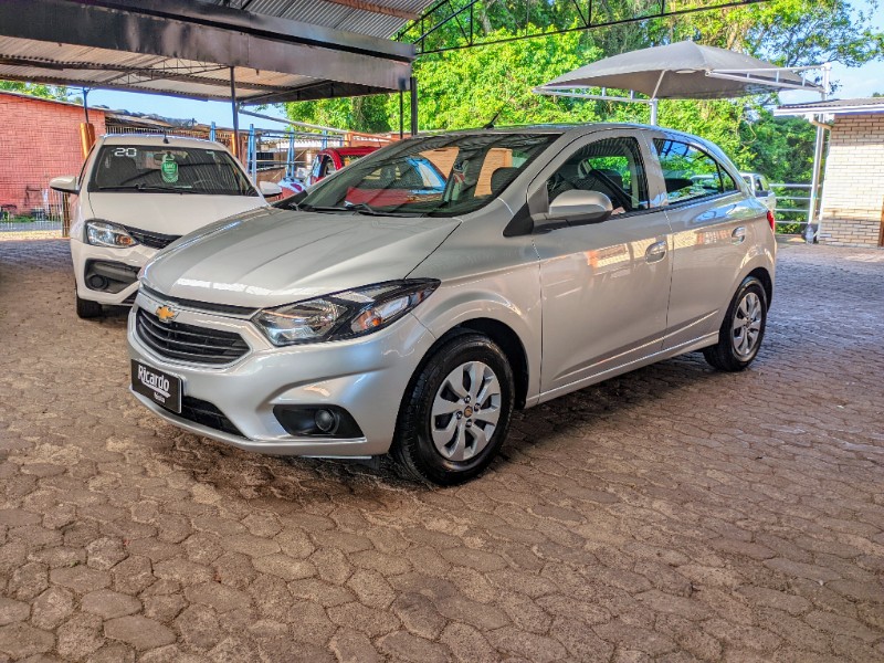 CHEVROLET ONIX HATCH LT 1.0 8V FLEXPOWER 5P MEC. 2016/2017 RICARDO VEÍCULOS TEUTÔNIA / Carros no Vale