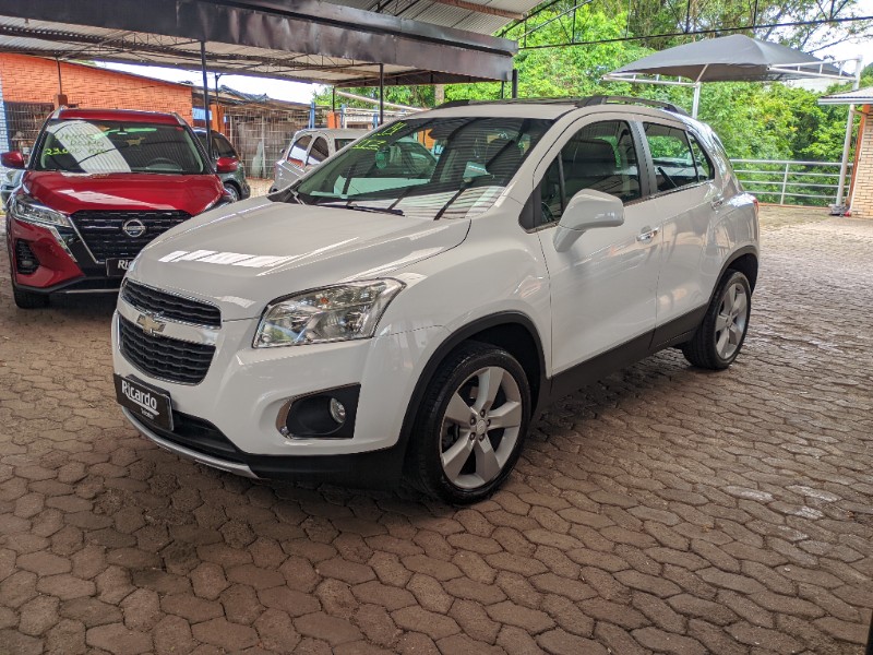 CHEVROLET TRACKER 1.8 LTZ 4X2 16V 2014 2013/2014 RICARDO VEÍCULOS TEUTÔNIA / Carros no Vale