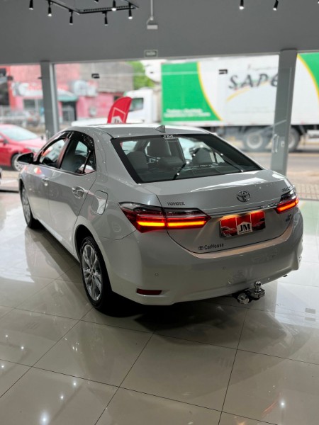 TOYOTA COROLLA XEI 2.0 FLEX 16V AUT. 2017/2018 JM AUTOMÓVEIS VENÂNCIO AIRES / Carros no Vale