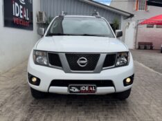 NISSAN FRONTIER 2.5 SV ATTACK 4X4 /2014 IDEAL VEÍCULOS LAJEADO / Carros no Vale