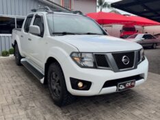 NISSAN FRONTIER 2.5 SV ATTACK 4X4 /2014 IDEAL VEÍCULOS LAJEADO / Carros no Vale