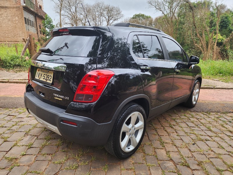 CHEVROLET TRACKER 1.8 LTZ AT 2014/2015 FERNANDO AUTOMÓVEIS | REVENDA DE CARROS ARROIO DO MEIO ARROIO DO MEIO / Carros no Vale