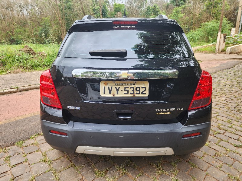 CHEVROLET TRACKER 1.8 LTZ AT 2014/2015 FERNANDO AUTOMÓVEIS | REVENDA DE CARROS ARROIO DO MEIO ARROIO DO MEIO / Carros no Vale