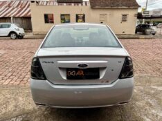 FORD FIESTA SEDAN SE 1.6 8V 2013/2014 AR MULTIMARCAS VENÂNCIO AIRES / Carros no Vale