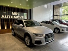 AUDI Q3 2.0 TFSI AMBIENTE QUATTRO 4P GASOLINA S TRONIC 2015/2016 M&C AUTOMÓVEIS CAXIAS DO SUL / Carros no Vale