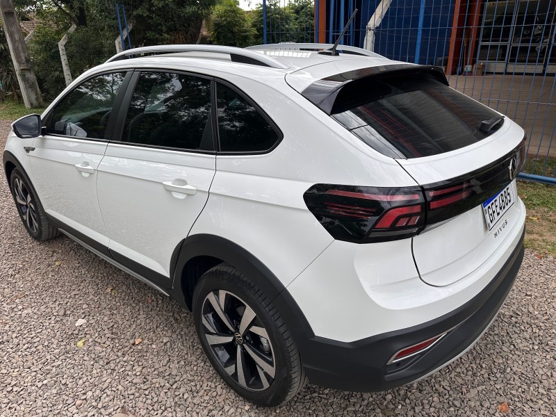 VOLKSWAGEN NIVUS 1.0 200 TSI HIGHLINE 2023/2023 MENEGHINI VEÍCULOS ARROIO DO MEIO / Carros no Vale