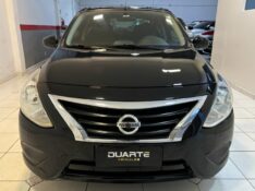 NISSAN VERSA 1.6 16V S 2016/2017 DUARTE VEÍCULOS PORTO ALEGRE / Carros no Vale