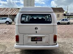 VOLKSWAGEN KOMBI STANDARD 1.6 8V 2003/2003 AR MULTIMARCAS VENÂNCIO AIRES / Carros no Vale