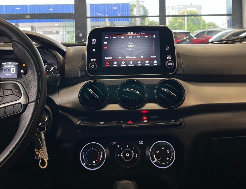 FIAT CRONOS 1.8 DRIVE 16V 2020/2020 LEHMEN VEÍCULOS VENÂNCIO AIRES / Carros no Vale