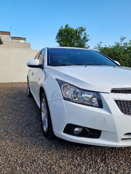 CHEVROLET CRUZE LT 1.8 16V FLEXPOWER 4P AUT. 2012/2012 MG VEÍCULOS ARROIO DO MEIO / Carros no Vale