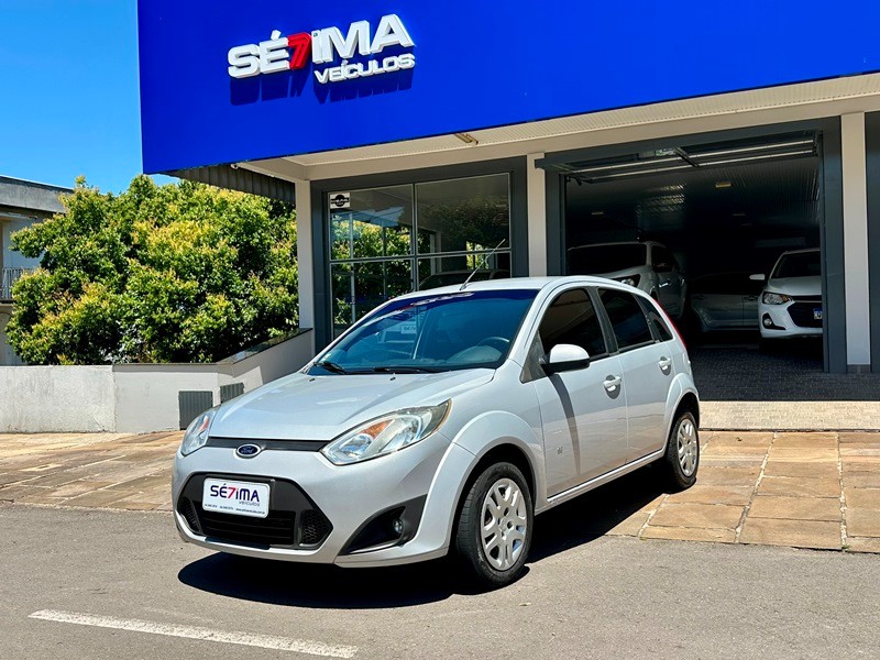 FORD FIESTA HATCH 1.6L SE 2014/2014 SÉTIMA VEÍCULOS GUAPORÉ / Carros no Vale