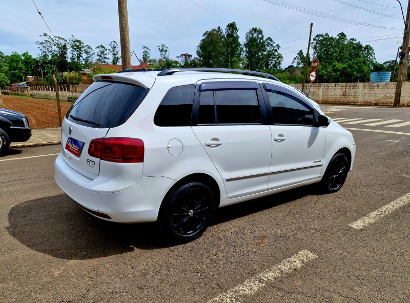 VOLKSWAGEN SPACEFOX 1.6 SPORTLINE 8V 2012/2012 CRUZEIRO MULTIMARCAS CRUZEIRO DO SUL / Carros no Vale