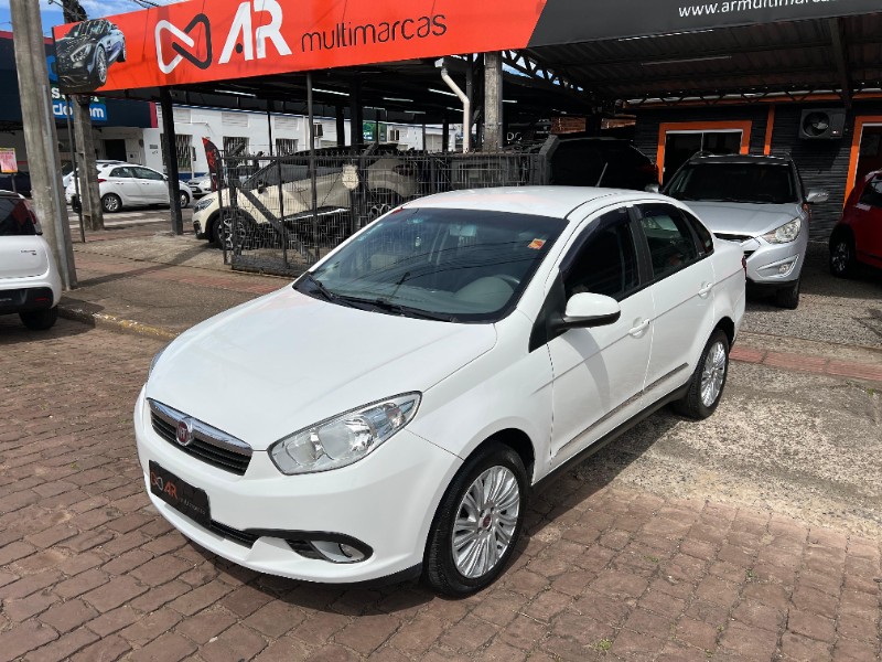 FIAT GRAND SIENA ESSENCE 1.6 16V 2015/2016 AR MULTIMARCAS VENÂNCIO AIRES / Carros no Vale