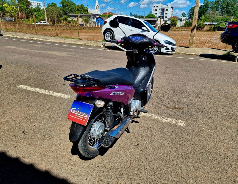 HONDA MOTOS BIZ 125 ES 2011/2012 CRUZEIRO MULTIMARCAS CRUZEIRO DO SUL / Carros no Vale