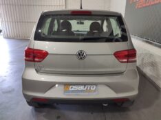 VOLKSWAGEN FOX TRENDLINE 1.0 2015/2015 ROSAUTO VEÍCULOS VENÂNCIO AIRES / Carros no Vale