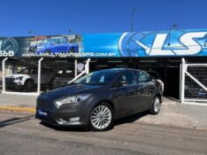 FORD FOCUS SEDAN TITANIUM PLUS 2.0 2016/2016 LS MULTIMARCAS VENÂNCIO AIRES / Carros no Vale