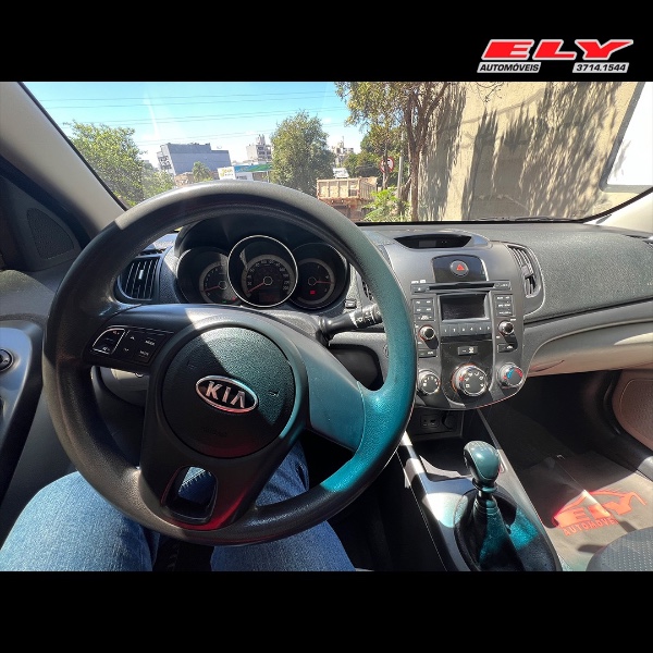 KIA CERATO 1.6 - 2010