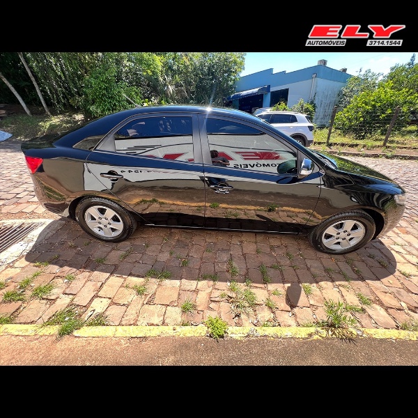 KIA CERATO 1.6 - 2010