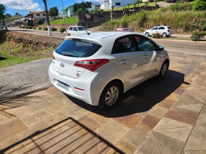 HYUNDAI HB20 1.0 2013/2013 TS VEÍCULOS ANTA GORDA / Carros no Vale