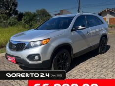 KIA SORENTO 2.4 2012/2012 ELY AUTOMÓVEIS LAJEADO / Carros no Vale