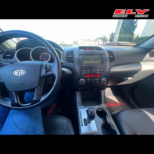 KIA SORENTO 2.4 - 2012