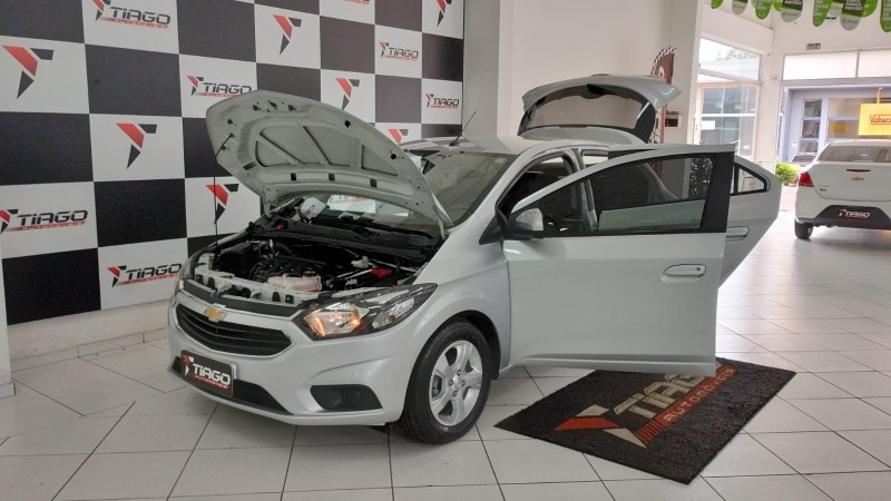 CHEVROLET ONIX 1.4 LT AT 2019/2019 TIAGO AUTOMÓVEIS VENÂNCIO AIRES / Carros no Vale