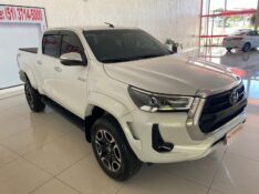 TOYOTA HILUX CD SRX 2.8 4X4 2018/2024 TONHO AUTOMÓVEIS LAJEADO / Carros no Vale