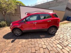 FORD ECOSPORT 2.0 FREESTYLE 2015/2015 ELY AUTOMÓVEIS LAJEADO / Carros no Vale