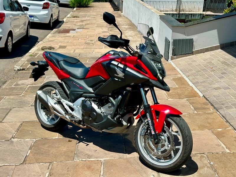 HONDA MOTOS NC 750X 2019/2020 SÉTIMA VEÍCULOS GUAPORÉ / Carros no Vale