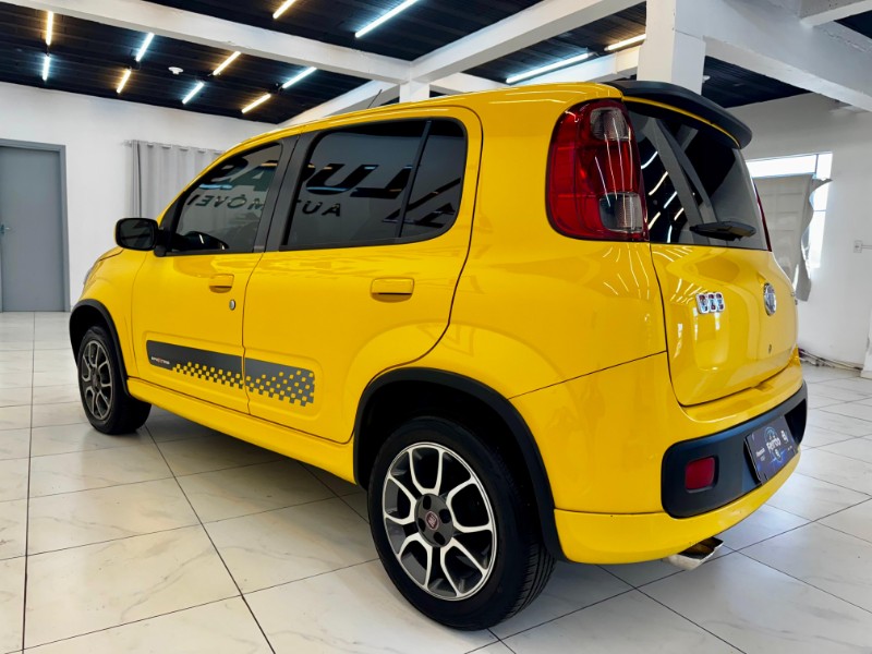 FIAT UNO SPORTING 1.4 2013/2013 LUCAS AUTOMÓVEIS BOM RETIRO DO SUL / Carros no Vale