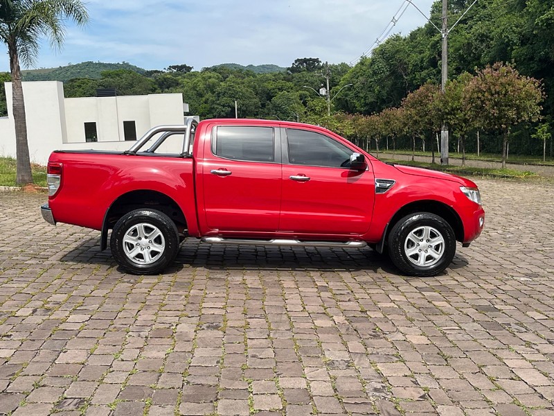 FORD RANGER 2.5 XLT 4X2 CD 16V FLEX 4P MANUAL - 2015