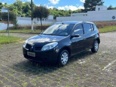 RENAULT SANDERO 1.0 AUTHENTIQUE 16V FLEX 4P MANUAL 2009/2009 BOSCO AUTOMÓVEIS GUAPORÉ / Carros no Vale