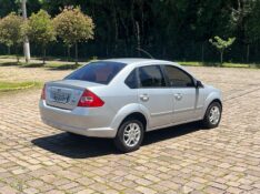 FORD FIESTA SEDAN 1.6 8V FLEX 2006/2006 BOSCO AUTOMÓVEIS GUAPORÉ / Carros no Vale