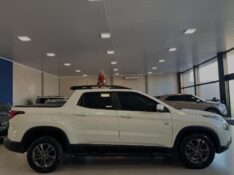 FIAT TORO 2.0 16V FREEDOM 2019/2019 LEHMEN VEÍCULOS VENÂNCIO AIRES / Carros no Vale