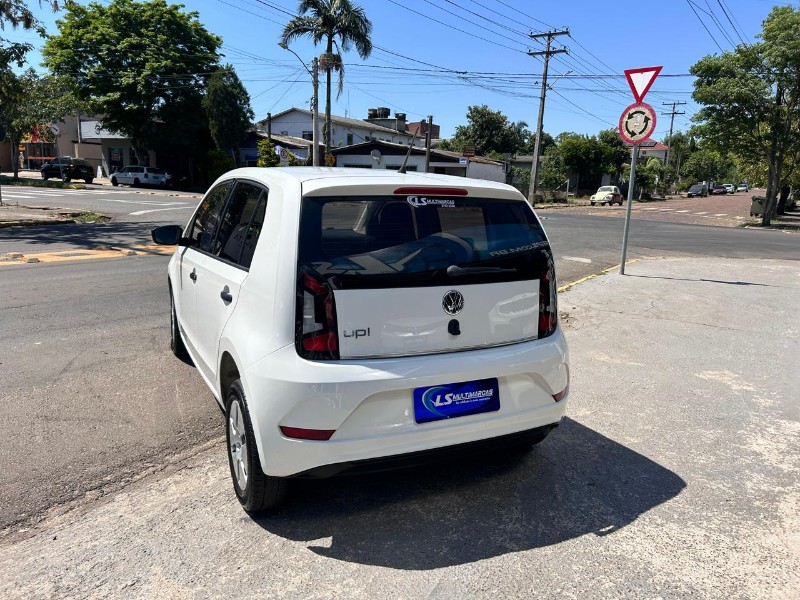 VOLKSWAGEN UP! TAKE 1.0 TOTAL FLEX 12V 5P 2017/2018 LS MULTIMARCAS VENÂNCIO AIRES / Carros no Vale