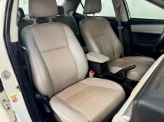 TOYOTA COROLLA XEI 2.0 2015/2015 LUCAS AUTOMÓVEIS BOM RETIRO DO SUL / Carros no Vale