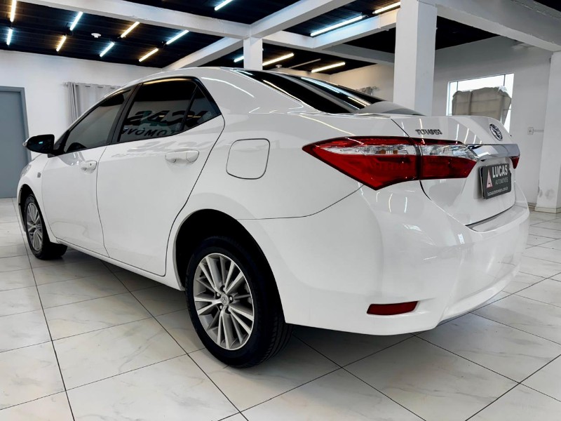 TOYOTA COROLLA XEI 2.0 2015/2015 LUCAS AUTOMÓVEIS BOM RETIRO DO SUL / Carros no Vale