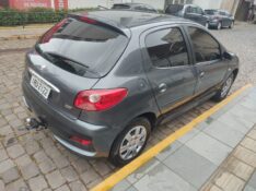 PEUGEOT 207 1.4/XR 2010/2011 ALTERNATIVA VEÍCULOS LAJEADO / Carros no Vale