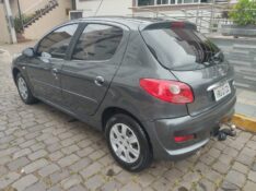 PEUGEOT 207 1.4/XR 2010/2011 ALTERNATIVA VEÍCULOS LAJEADO / Carros no Vale