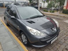 PEUGEOT 207 1.4/XR 2010/2011 ALTERNATIVA VEÍCULOS LAJEADO / Carros no Vale