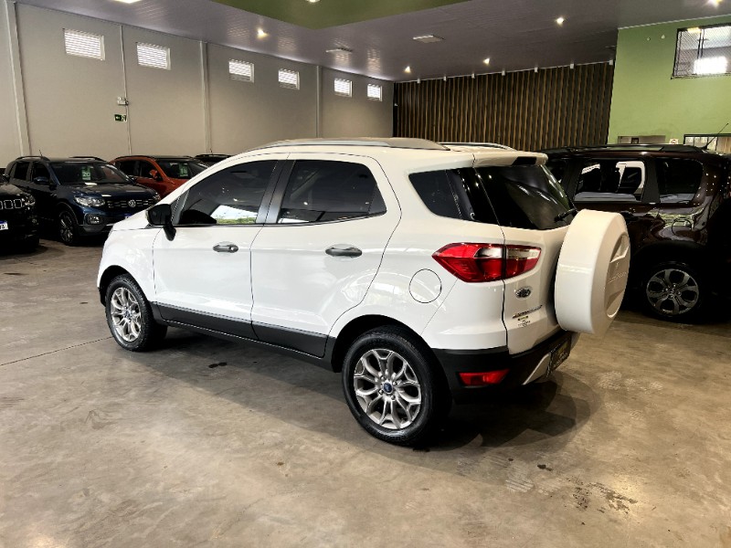 FORD ECOSPORT 1.6 FREESTYLE 16V 2014/2015 M&C AUTOMÓVEIS CAXIAS DO SUL / Carros no Vale