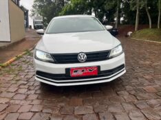 VOLKSWAGEN JETTA 1.4 16V TSI TRENDLINE GASOLINA 4P TIPTRONIC 2016/2016 ELY AUTOMÓVEIS LAJEADO / Carros no Vale