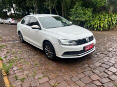 VOLKSWAGEN JETTA 1.4 16V TSI TRENDLINE GASOLINA 4P TIPTRONIC 2016/2016 ELY AUTOMÓVEIS LAJEADO / Carros no Vale