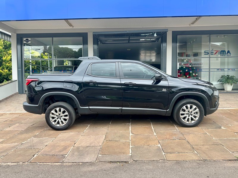 FIAT TORO FREEDOM 2.4 AT9 2018/2018 SÉTIMA VEÍCULOS GUAPORÉ / Carros no Vale