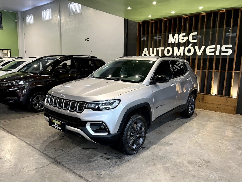 JEEP COMPASS 2.0 LONGITUDE 4X4 2022/2023 M&C AUTOMÓVEIS CAXIAS DO SUL / Carros no Vale