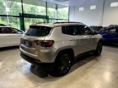 JEEP COMPASS 2.0 LONGITUDE 4X4 2022/2023 M&C AUTOMÓVEIS CAXIAS DO SUL / Carros no Vale