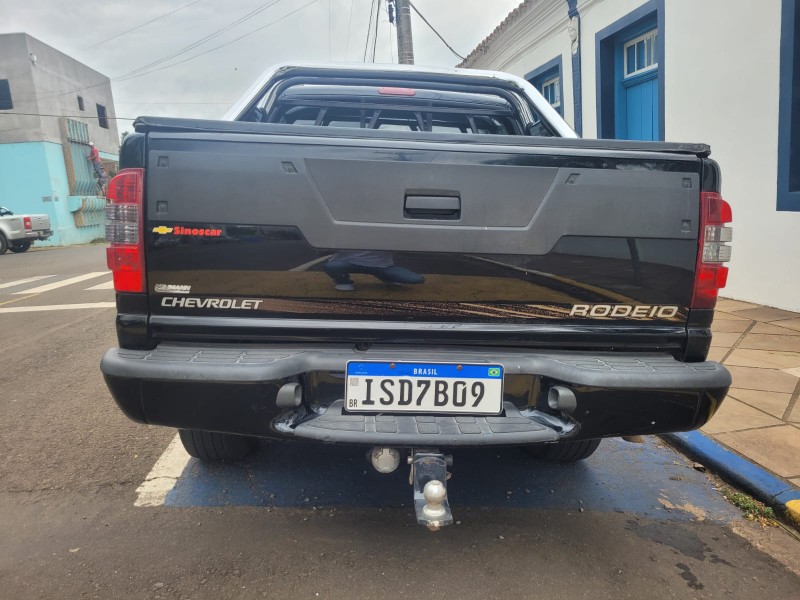 CHEVROLET S10 PICK-UP RODEIO 2.4 MPFI F.POWER CD 2011/2011 ADRIANO VEÍCULOS CRUZEIRO DO SUL / Carros no Vale