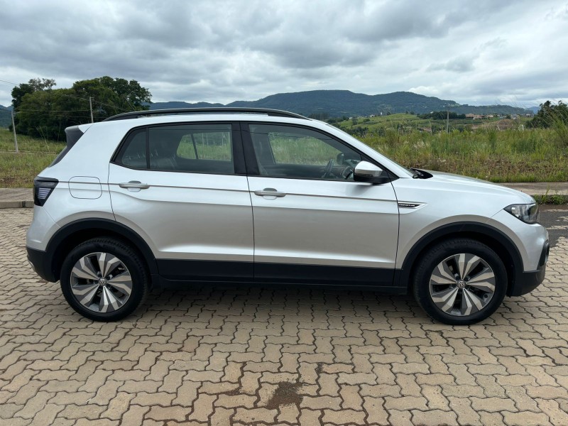 VOLKSWAGEN T-CROSS COMFORTLINE 200TSI /2020 RT 811 VEÍCULOS ARROIO DO MEIO / Carros no Vale