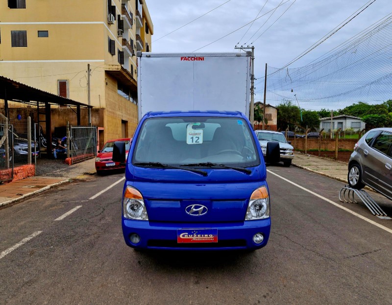 HYUNDAI HR 2.5 TCI DIESEL BAÚ 2011/2012 CRUZEIRO MULTIMARCAS CRUZEIRO DO SUL / Carros no Vale