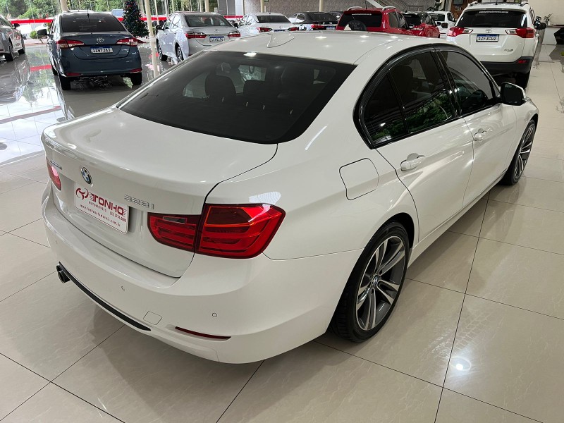 BMW 328IA SPORT 2.0 16V 4P 2013/2014 TONHO AUTOMÓVEIS LAJEADO / Carros no Vale